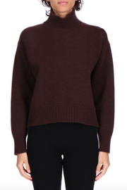 MAGLIA CORTA COLLO ALTO IN LANA