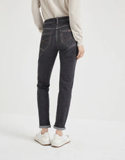 PANTALONE SLIM IN DENIM STRETCH CON SHINY LEATHER TAB