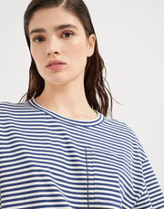 T-SHIRT IN JERSEY RIGATO DI COTONE CON SHINY POCKET DETAIL