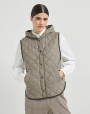 GILET TRAPUNTATO IN NYLON LEGGERO OPACO CON IMBOTTITURA IN THERMORE® E CAPPUCCIO