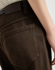 PANTALONE CINQUE TASCHE STRAIGHT IN DENIM TINTO CON SHINY BARTACK