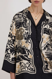 CAMICIA PIGIAMA IN RASO DI VISCOSA CON STAMPA TROPICALE A FOULARD
