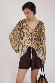 BLUSA IN GEORGETTE STAMPA ANIMALIER CON PIZZO