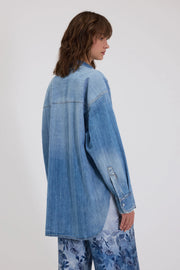 CAMICIA OVER IN DENIM LEGGERO CON RICAMO FLOREALE