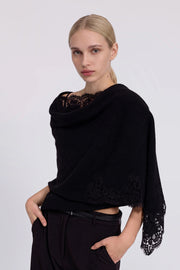 STOLA AMPIA IN MAGLIA CON PIZZO RICAMATO