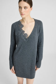ABITO IN LANA E CASHMERE CON TRECCIA E PIZZO REBRODÈ