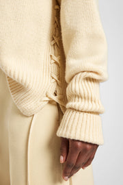 MAGLIONE IN PURO CASHMERE CON INTRECCI ARTIGIANALI