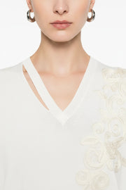 MAGLIA SCOLLO A V IN VISCOSA RICAMO CORNELY