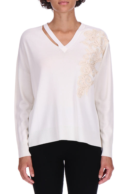 MAGLIA SCOLLO A V IN VISCOSA RICAMO CORNELY